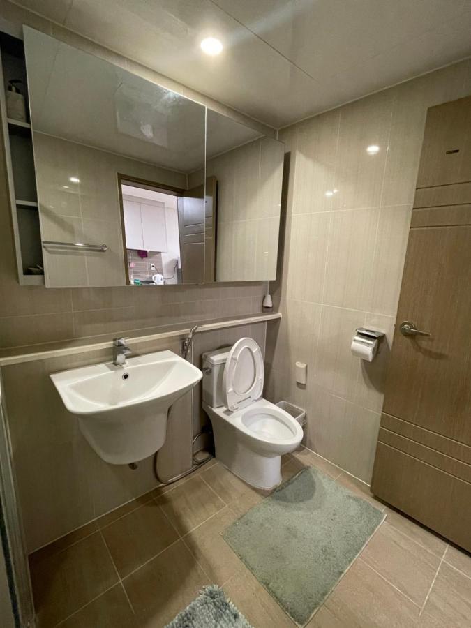 آنغلوس Spacious Luxury Condo W/ Kitchen Beside Hilton Clark D'Heights المظهر الخارجي الصورة